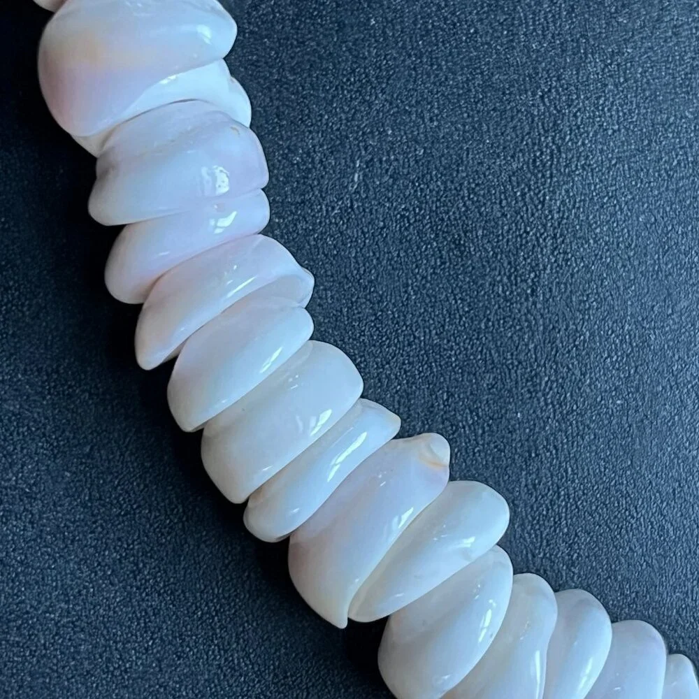 VINTAGE HAWAIIAN GENUINE PUKA SHELL NECKLACE EXTRA LARGE SHELLS  20